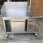 Stainless Steel Chopping Table with Stall